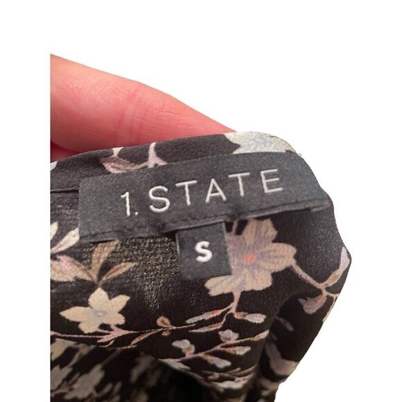 1. State Black Floral Blouse Size Small - Picture 4 of 4